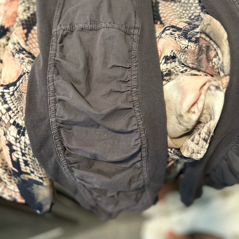 Wearable pants - Picture 3 of 5